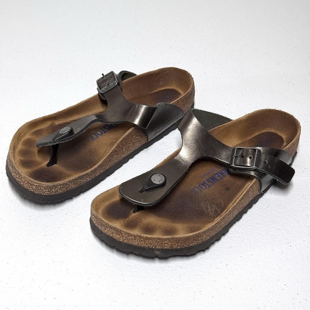 Birkenstock Gizeh Sandals Size 38 US 7 7.5 Regular Width Slip On Bronze Metallic